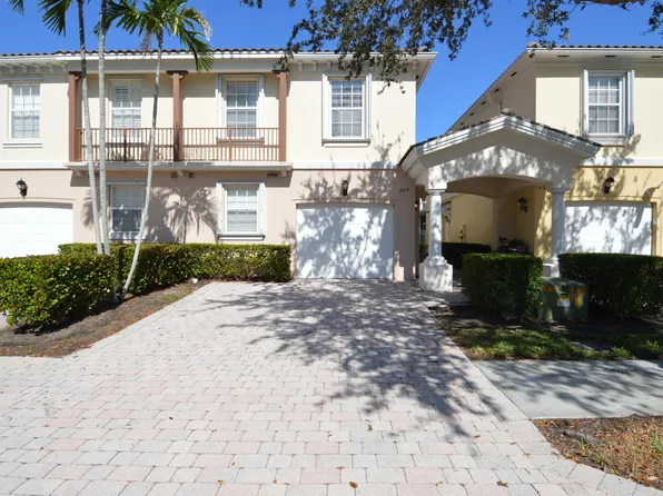 504 Capistrano Dr, Palm Beach Gardens, FL 33410
