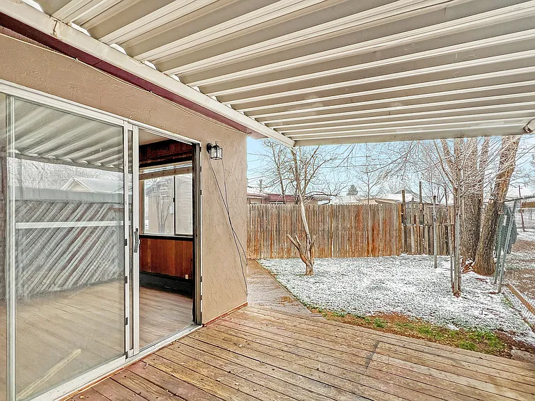 506 N Ash St — Photo 20