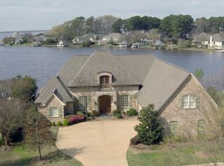 122 Port Ln, Brandon, MS 39047