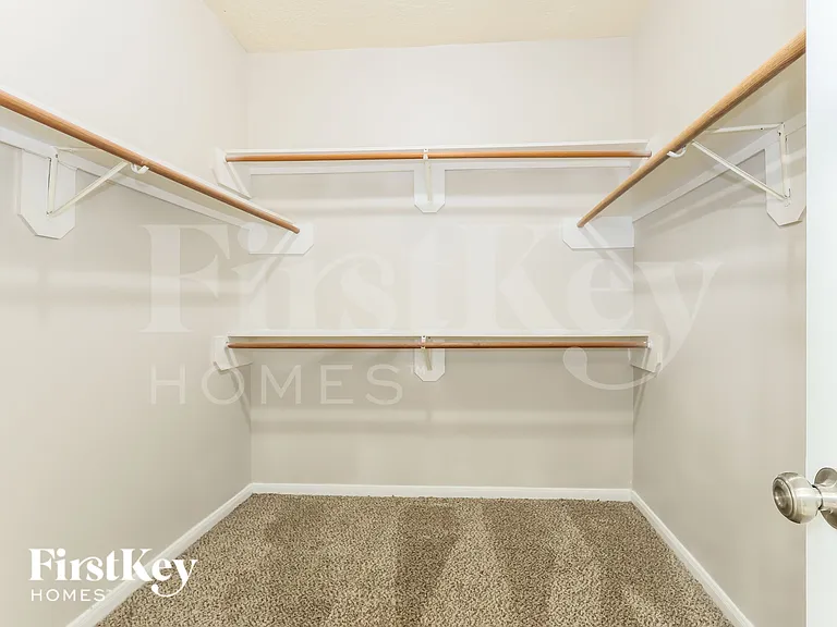 9131 Landry Blvd — Photo 13