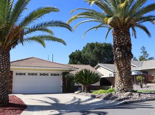 30818 Long Point Dr, Canyon Lake, CA 92587