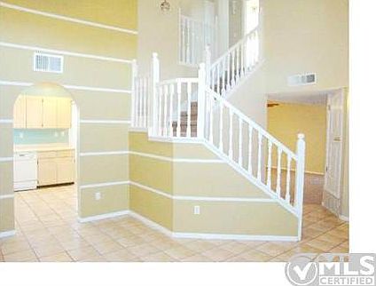 4th image of 3090 Kings Crown Pl