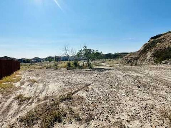816 3rd St SW, Redcliff, AB T0J 2P0