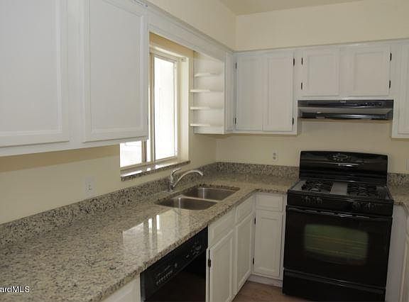 2nd image of 1030 Bonnymede Dr
