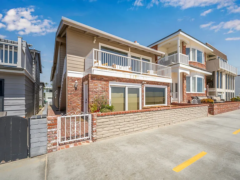 1706 W Oceanfront — Photo 57