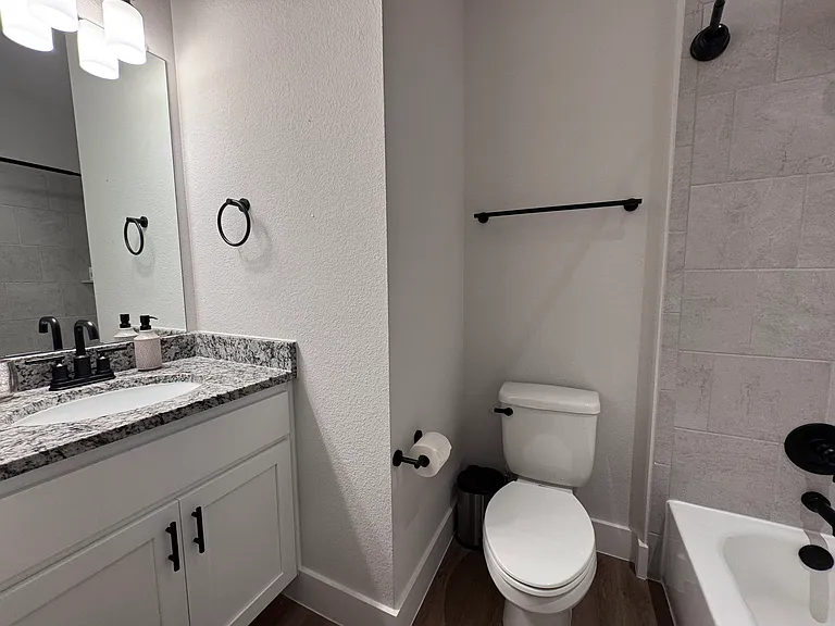 808 Dayridge Dr — Photo 17