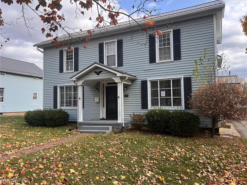 1st image of 236 S Elm St