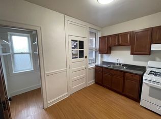 7252 N Hamilton Ave #2, Chicago, IL 60645