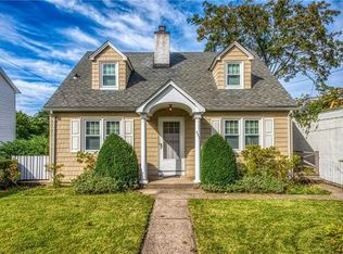 323 6th Ave, Pelham, NY 10803