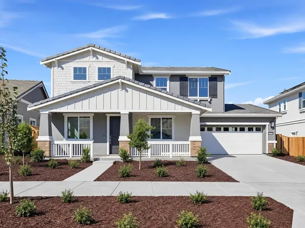 226 Golden Gate Ln, Vacaville, CA 95687