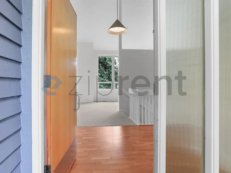 4554 143rd Ave SE — Photo 2