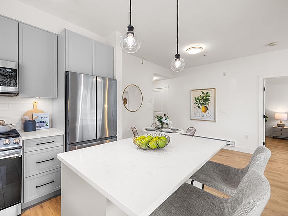 4th image of 7506 199a St #324