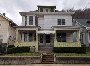 4915 4915 4917 Jefferson St, Bellaire, OH 43906