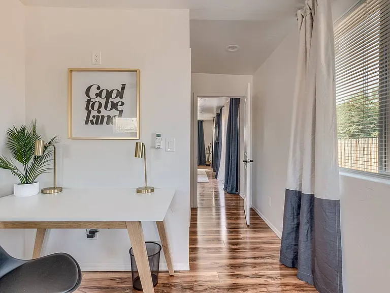 Los Altos — Photo 20