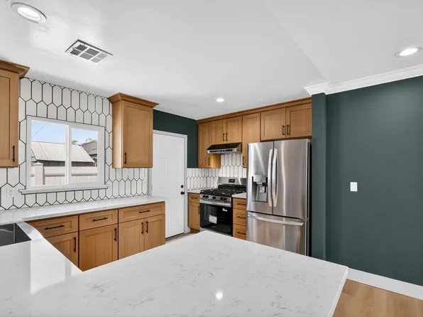 1243 E Almond Ave, Orange, CA