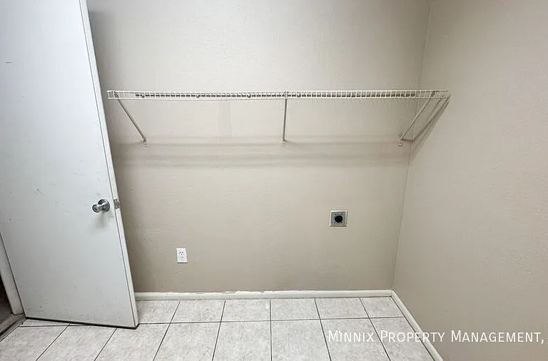 7820 Vernon Ave — Photo 11