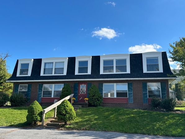 304 Homestead Ln #4