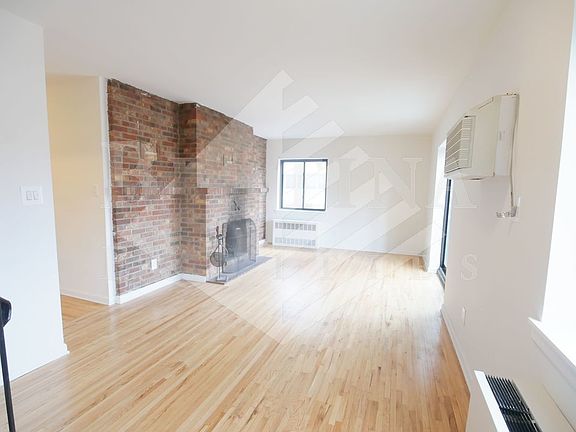 5th image of 401 E 77th St Ph A