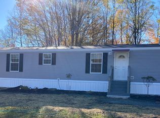 23 Sheer Rd, Averill Park, NY 12018