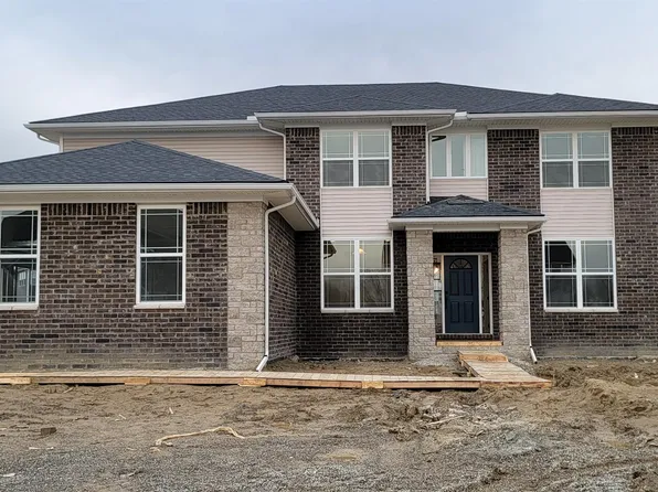 58323 International Dr, South Lyon, MI 48178