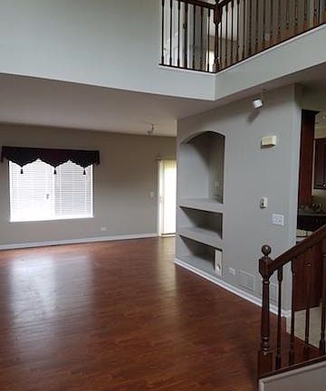 3rd image of 2293 Stoughton Dr