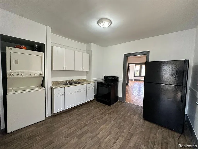 734 Ashland Ave — Photo 6