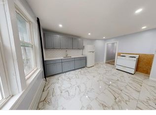 47 Van Duzer St #1F, Staten Island, NY 10301