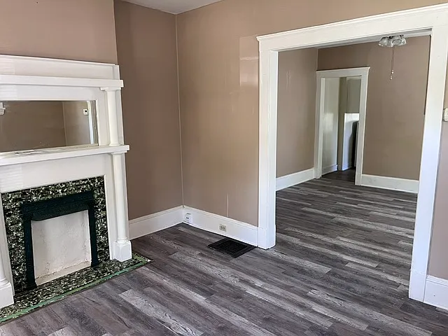 1281 Webb Rd — Photo 6