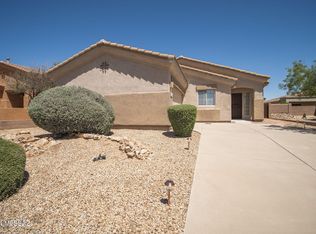 129 E Placita Del Polen, Green Valley, AZ 85614