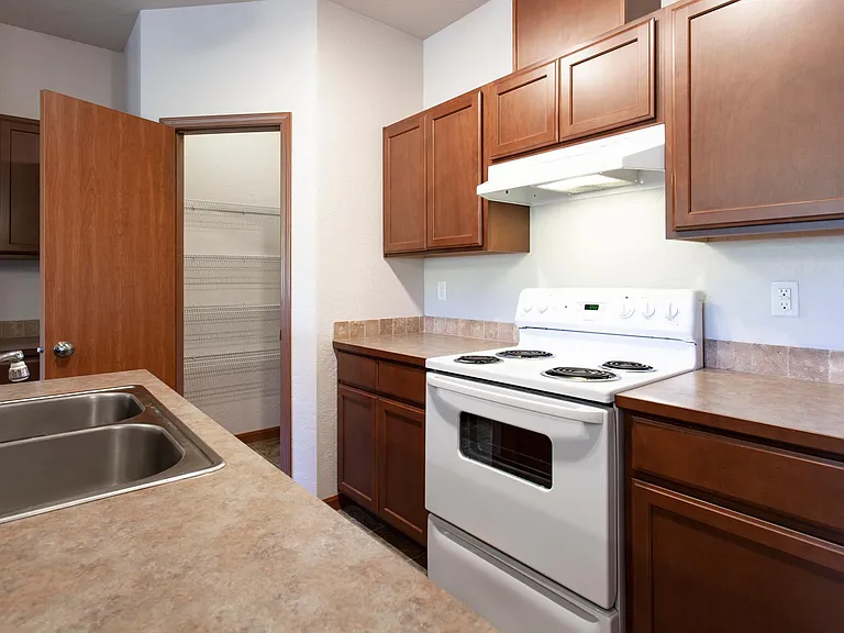 The Residence at Whispering Hills — Photo 26