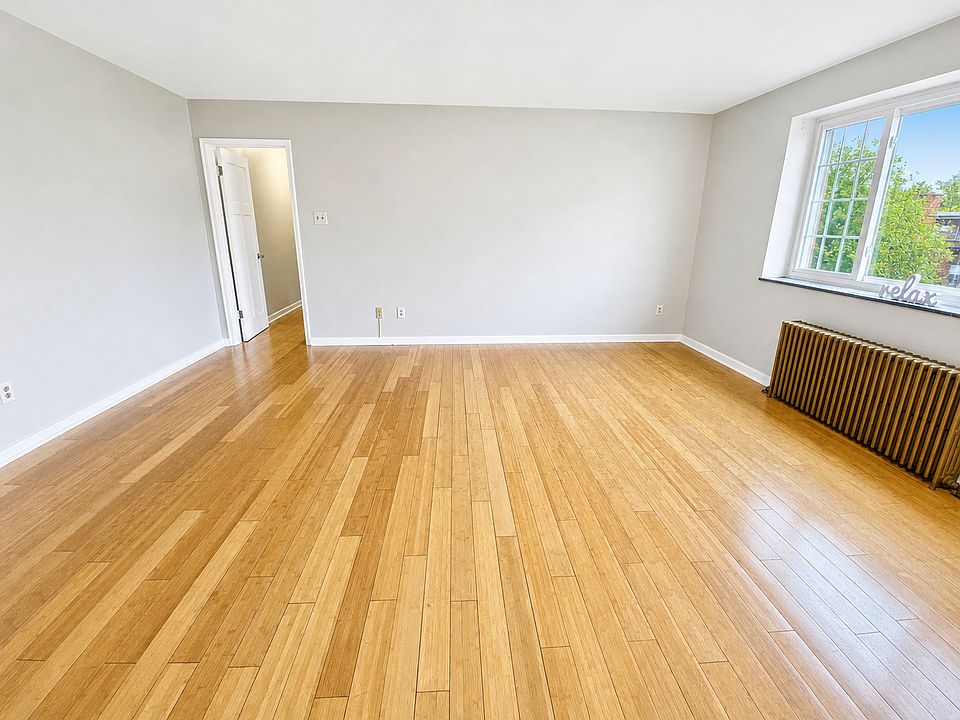 2-Bed/1-Bath Available August 15+