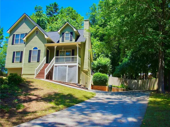 515 Mill Pointe Trl, Dallas, GA 30157
