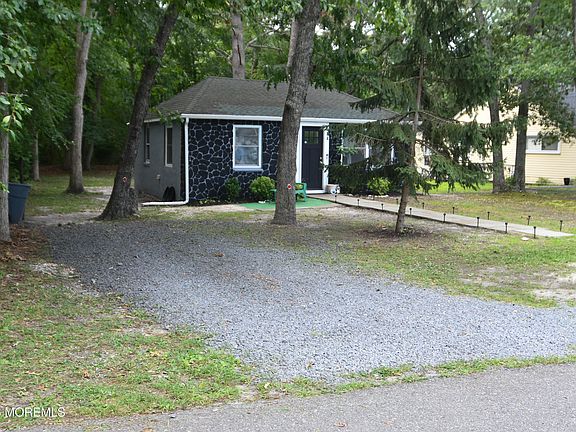 3rd image of 84 Lighthouse Drive