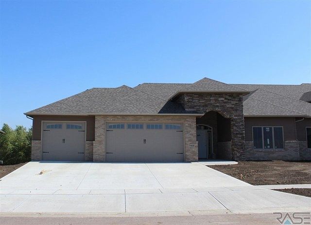 1st image of 7408 S Grand Arbor Ct
