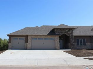 7408 S Grand Arbor Ct, Sioux Falls, SD 57108