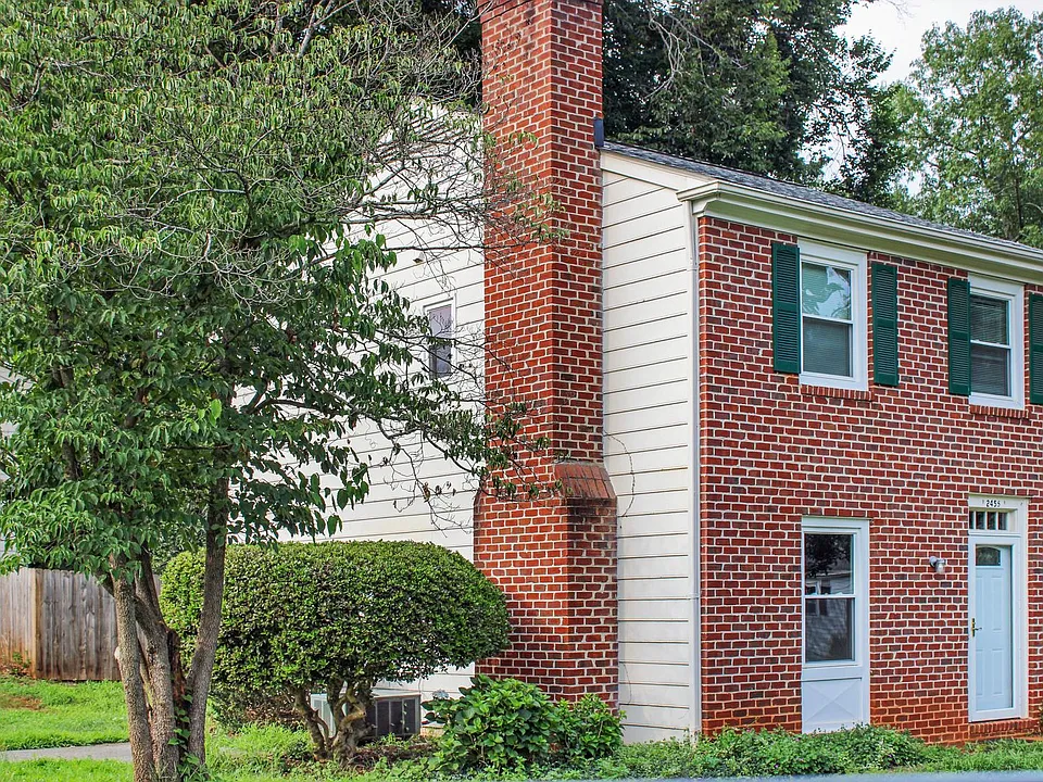 2455 Whitney Ct