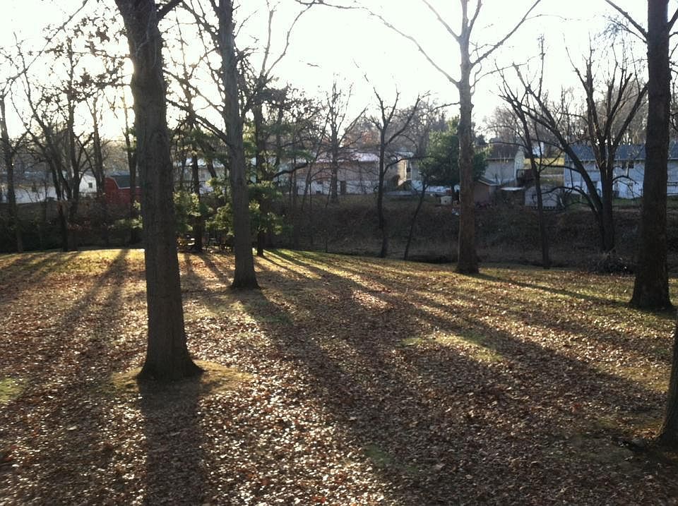 2nd image of 1009 N Folger St