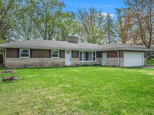 55768 River Shore Ln, Elkhart, IN 46516