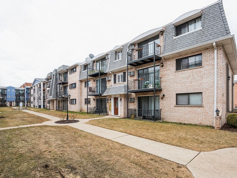 1st image of 8525 W Catherine Ave Unit 174