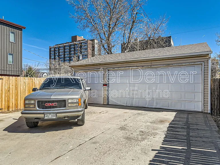 1540 N Zenobia St — Photo 19