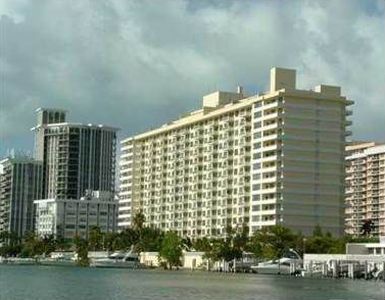 5600 Collins Ave APT 6L, Miami Beach, FL, 33140