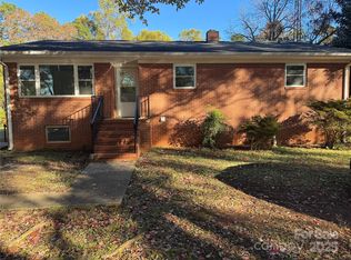 322 Pinkney Rd, Dallas, NC 28034