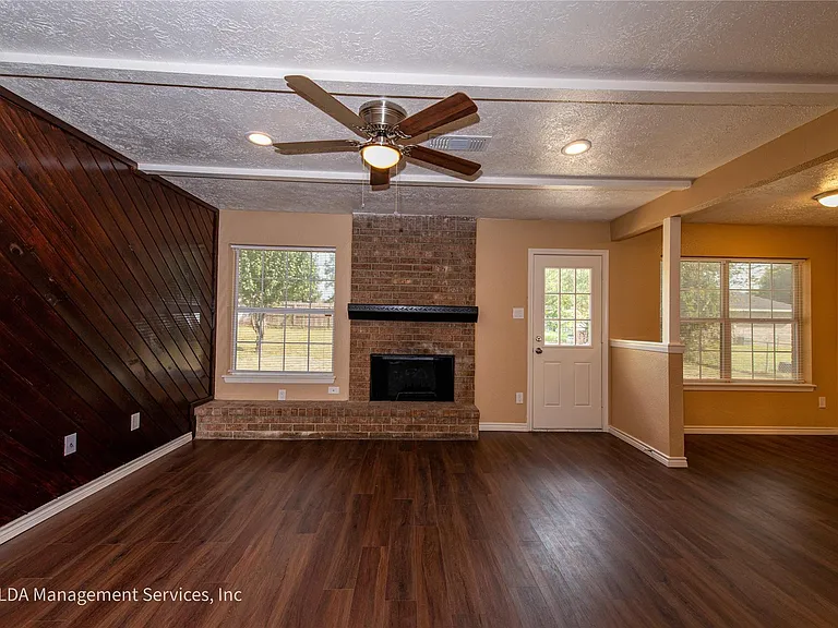 12834 Timothy Dr — Photo 8