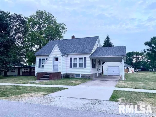 116 E Chestnut St, Mount Sterling, IL 62353