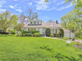 17 Sturbridge Pl, Scarsdale, NY 10583