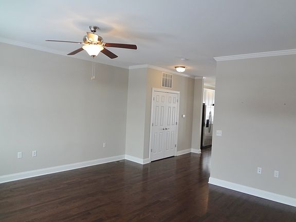 3rd image of 376 Blue Stone Hills Dr