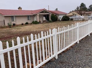 15575 Apache Rd, Apple Valley, CA 92307