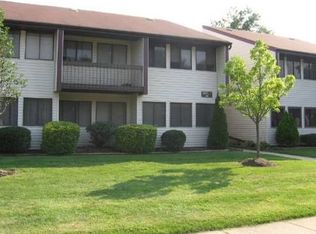 F5 Avon Dr, East Windsor, NJ 08520