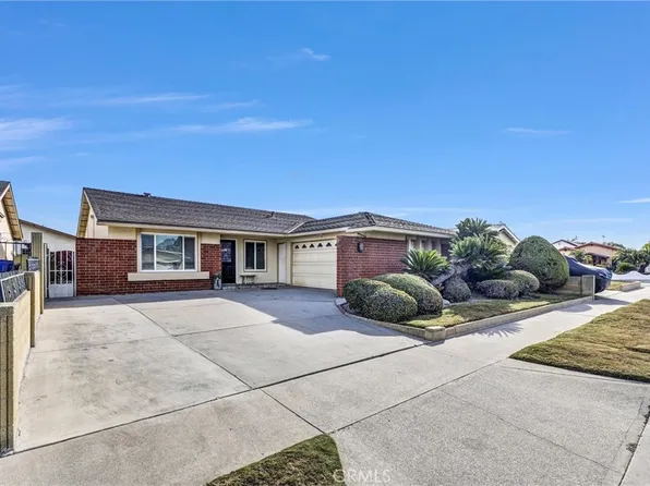 20008 Gridley Rd, Cerritos, CA 90703