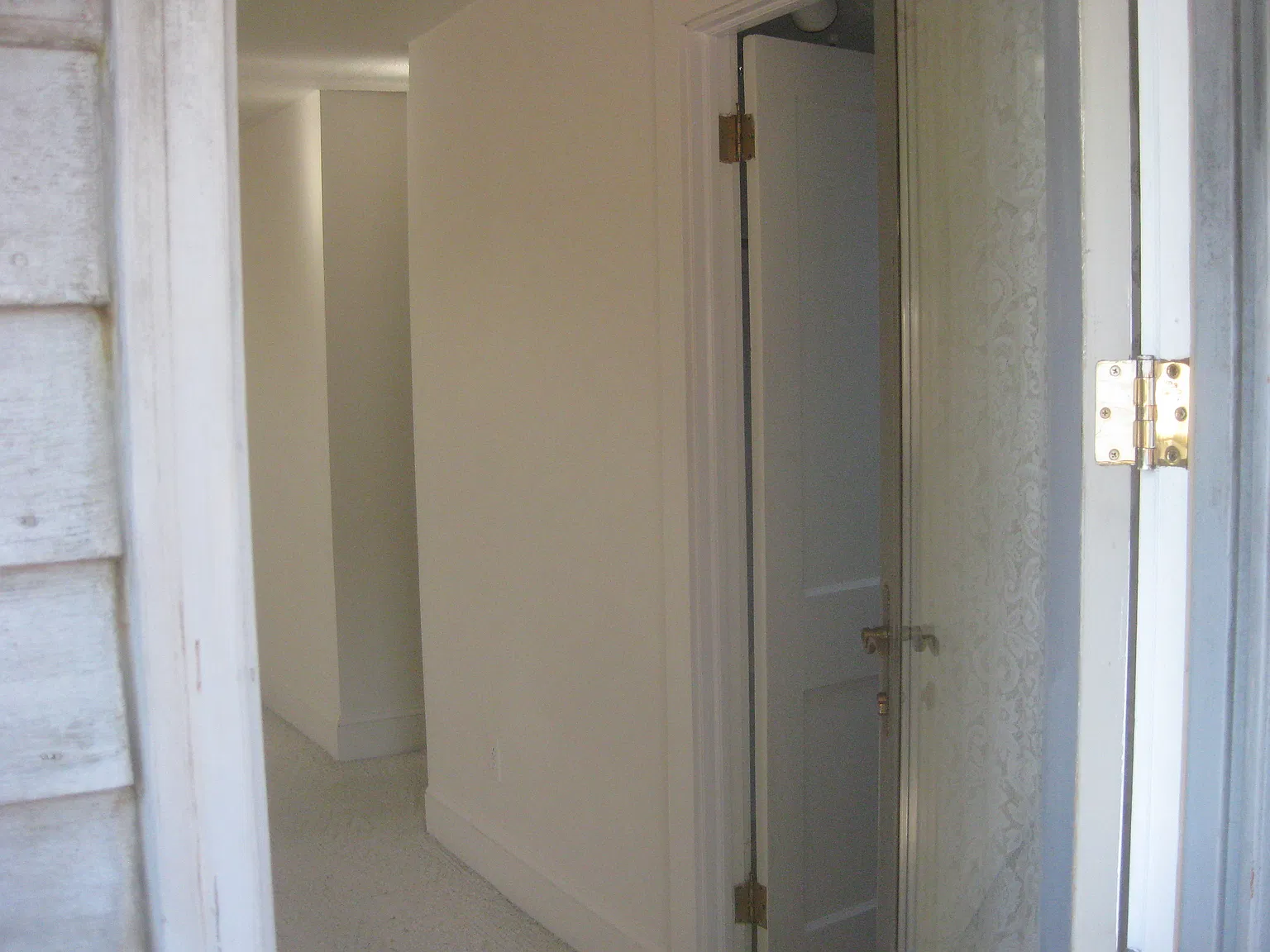 2 bed, 800 sqft, $1,600 — Photo 4